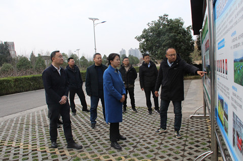 格日乐副市长来院调研2_副本.jpg