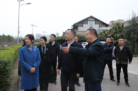 格日乐副市长来院调研5_副本.jpg